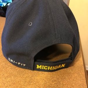 Nike Accessories - University of Michigan Nike hat Nike Accessories - University of Michigan Nike hat